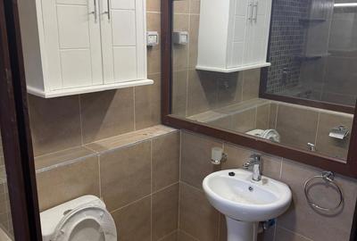 5 Bed House with En Suite in Nyali Area