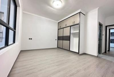 3 Bed Apartment with En Suite in Kilimani