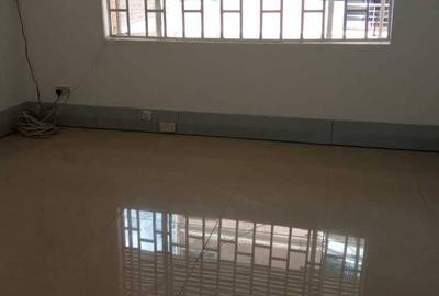 64 ft² Office with Service Charge Included at Hurlingam - 2