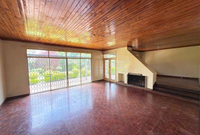 4 Bed House with En Suite at Kyuna - 4