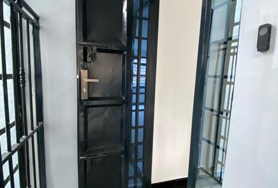 3 Bed Apartment with En Suite at Kabiria Road - 3