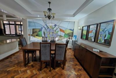 Furnished 3 Bed Apartment with En Suite at Riverside Drive