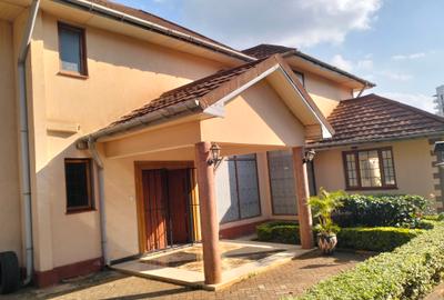 4 Bed Townhouse with En Suite in Runda