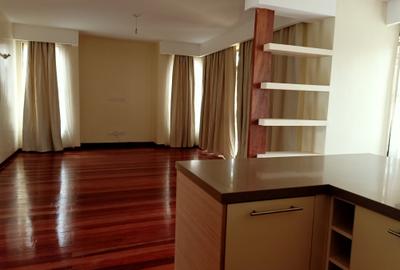 4 Bed House with En Suite at Garden Estate Road - 3