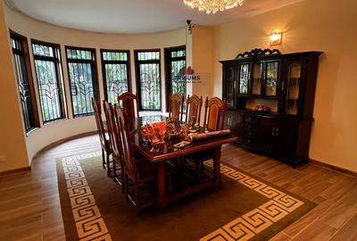 5 Bed House with En Suite at Kyuna