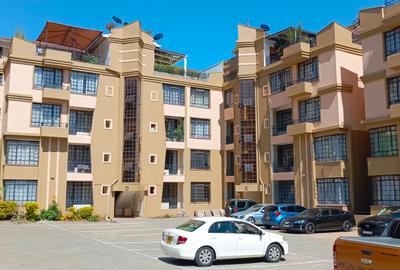 Serviced 3 Bed Apartment with En Suite in Riverside