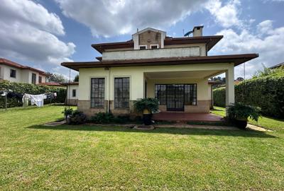 4 Bed House with En Suite at Redhill - 3