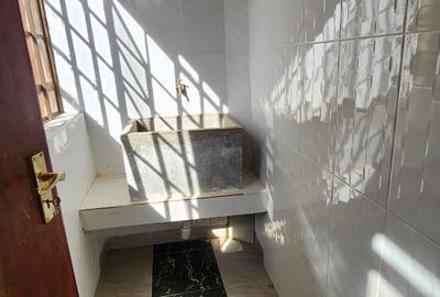 3 Bed Apartment with En Suite at Laiser - 4