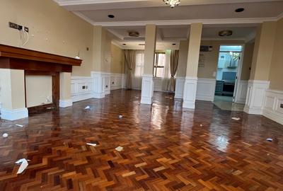 3 Bed Apartment with En Suite in Kileleshwa