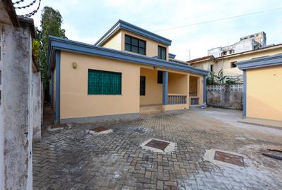 4 Bed House with Staff Quarters in Nyali Area - 4