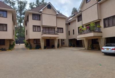 5 Bed Townhouse with En Suite at Muthangari Drive