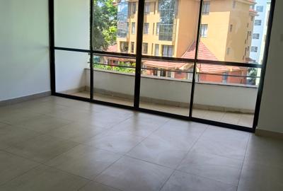 3 Bed Apartment with En Suite in Brookside - 3