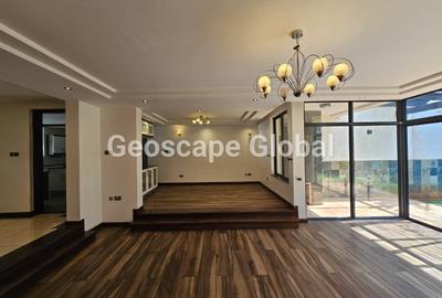 5 Bed Townhouse with En Suite in Lavington - 2