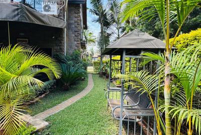 5 Bed Townhouse with En Suite at Lavington