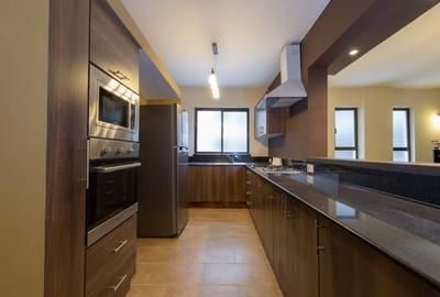 3 Bed Apartment in Kileleshwa - 4