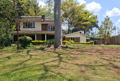 5 Bed House with Staff Quarters in Gigiri