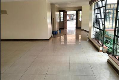4 Bed Townhouse with En Suite in Brookside