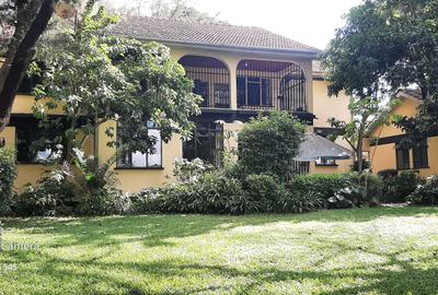 5 Bed House with Staff Quarters in Nyari