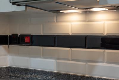 3 Bed Apartment with En Suite in Westlands Area - 3