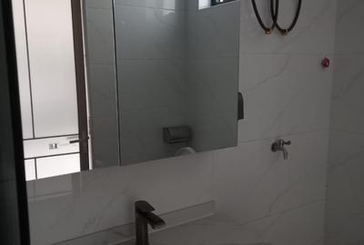 Studio Apartment with En Suite in Kilimani - 3