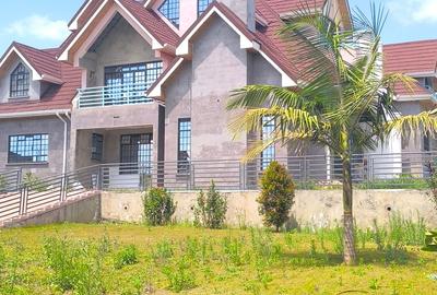 7 Bed House with En Suite at Kiambu