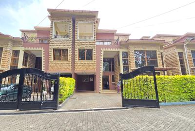 5 Bed House with En Suite in Lavington
