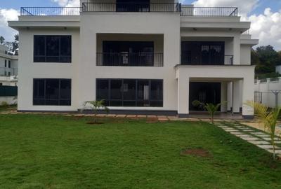 5 Bed Townhouse with En Suite in Westlands Area