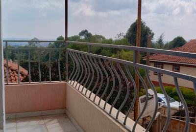 1 Bed Apartment with En Suite at Hilltop Road - 4