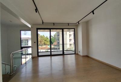 4 Bed Townhouse with En Suite in Lavington - 4