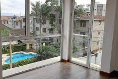 4 Bed Townhouse with En Suite in Lavington