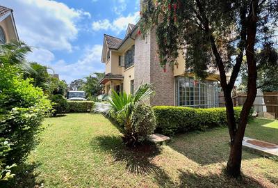 5 Bed Townhouse with En Suite at Isaac Gathanju
