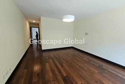 4 Bed Apartment with En Suite in General Mathenge - 3