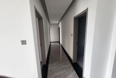 1 Bed Apartment with En Suite at Mandera Road - 4
