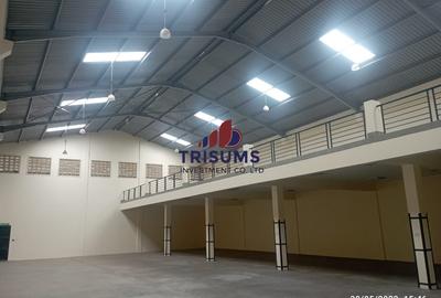 11,100 ft² Warehouse with Service Charge Included in Mombasa Road