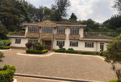 4 Bed Townhouse with En Suite in Lavington