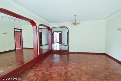 5 Bed Townhouse with En Suite at Lavington Green