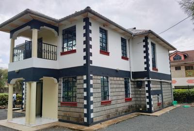 4 Bed House with En Suite at Olkeri
