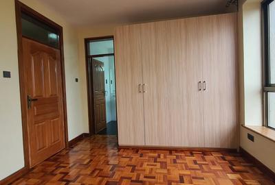 2 Bed Apartment with En Suite at Othaya Road - 3