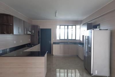 3 Bed Apartment with En Suite in Westlands Area