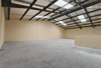 7,099 ft² Warehouse with Backup Generator in Ruaraka - 3