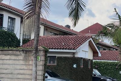 4 Bed Townhouse with En Suite in Kileleshwa - 2