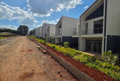 4 Bed Townhouse with En Suite in Kiambu Road - 3
