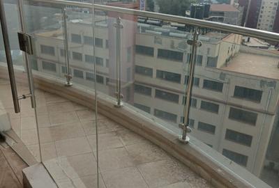 2 Bed Apartment with Swimming Pool in Parklands