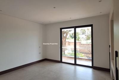 4 Bed Townhouse with En Suite in Kitisuru