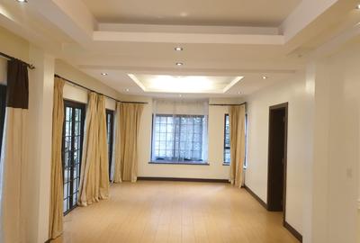 5 Bed Apartment with En Suite in Riverside - 3