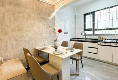 1 Bed Apartment with En Suite in Lavington - 2