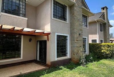 4 Bed Townhouse with En Suite in Kitisuru