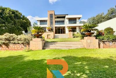 5 Bed Townhouse with En Suite in Karen