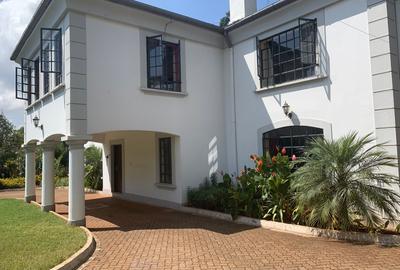 4 Bed Villa with En Suite in Runda