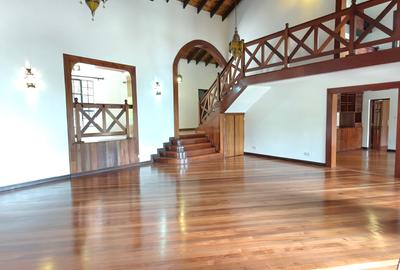 5 Bed House with En Suite in Karen - 3